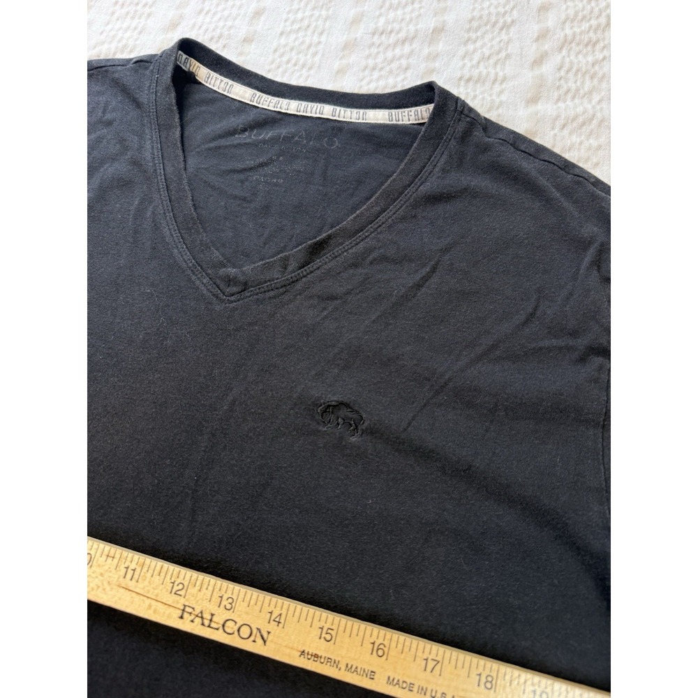 Buffalo David Bitton Black V Neck‎ T Shirt Mens Medium Logo Tee